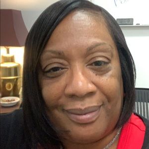 Meet your Posher, Elena